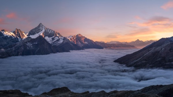 第三者上空のドローン飛行｜許可要件を解説