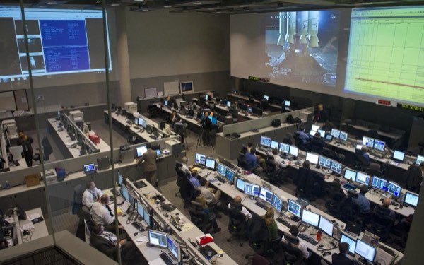 ローカル5GとWi-Fiの使い分けガイド